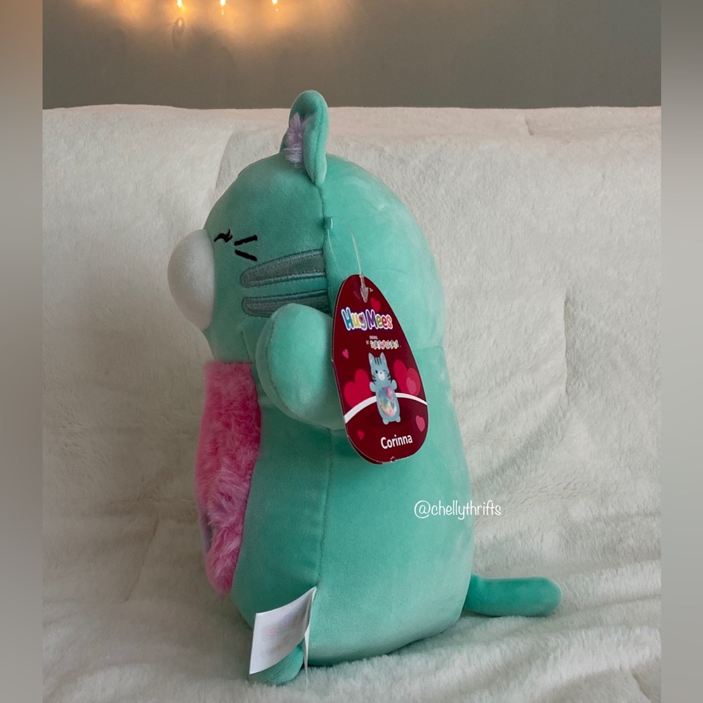 Squishmallow Corrina Hug Mees - Picture 2 of 3